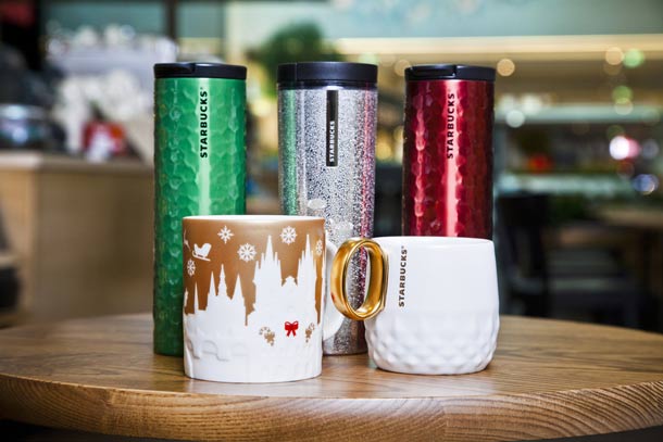Soutěž: Vyhrajte Starbucks kartu v hodnotě 400 Kč a užijte si Vánoce s vůní kvalitní kávy Soutěž: Vyhrajte Starbucks kartu v hodnotě 400 Kč a užijte si Vánoce s vůní kvalitní kávy