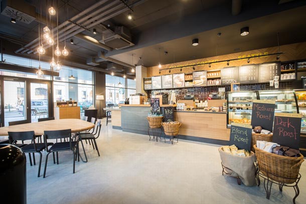 Starbucks otevírá novou kavárnu v pražském Karlíně Starbucks otevírá novou kavárnu v pražském Karlíně