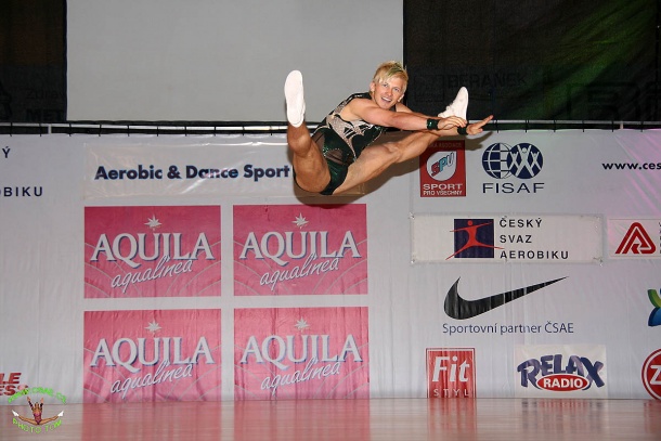 09.jpg