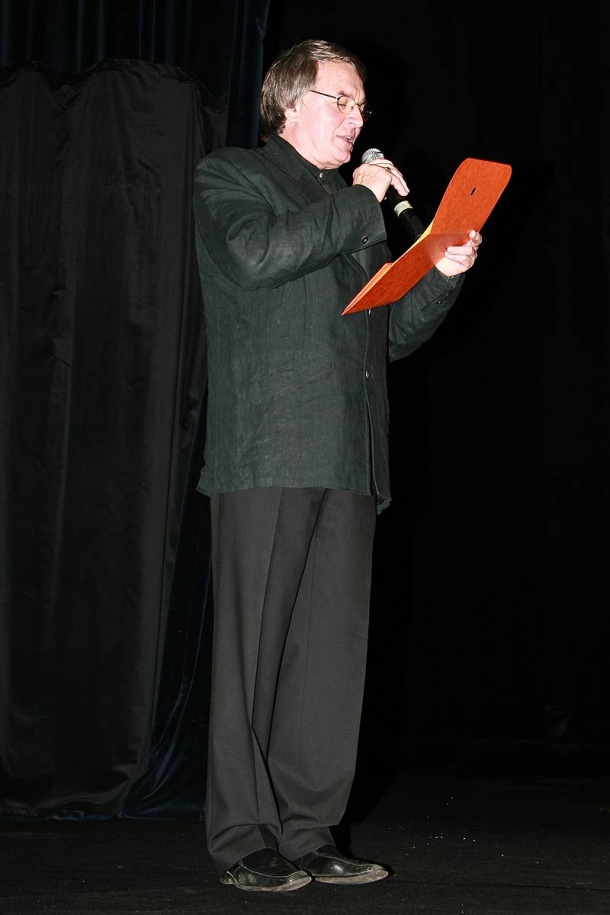 předseda poroty pan Vlastimil Harapes