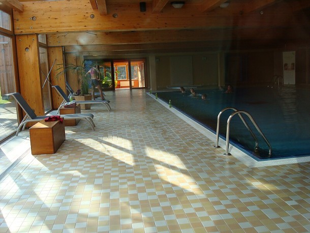 img00025.jpg