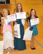 Vítězky Miss sportaerobic Kadet: zleva Antonie Frebortová, Aneta Koupá, Kateřina Procházková.