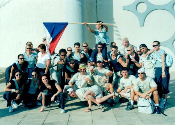 2001.jpg
