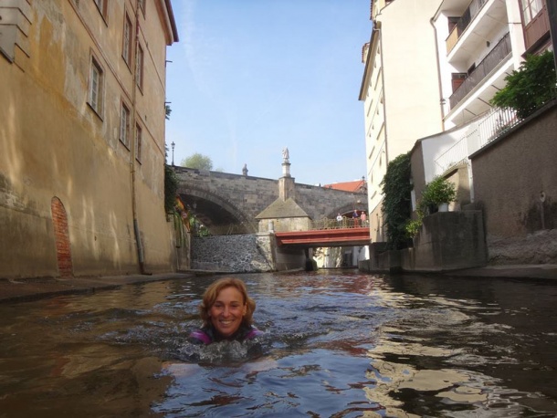14. Hanka Dvorská: I v Praze se dá zažít něco "extra" - plavání v čertovce