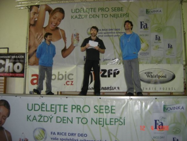 10-016.jpg