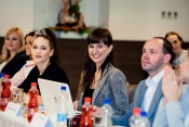 Porota vybrala finalistky  soutěže Dívka České republiky 2016