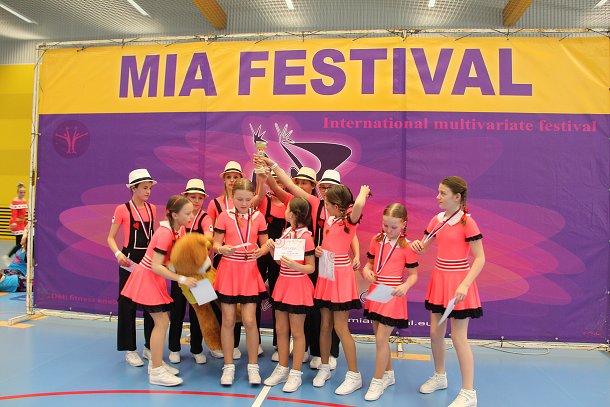 img00008.jpg