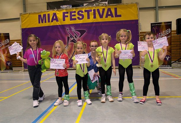 img00030.jpg