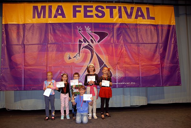 img00012.jpg