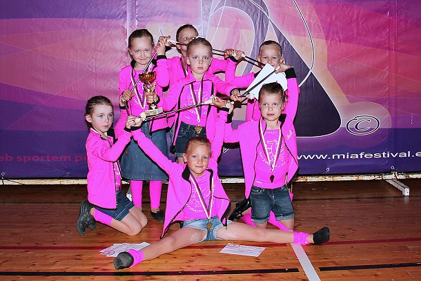 img00002.jpg