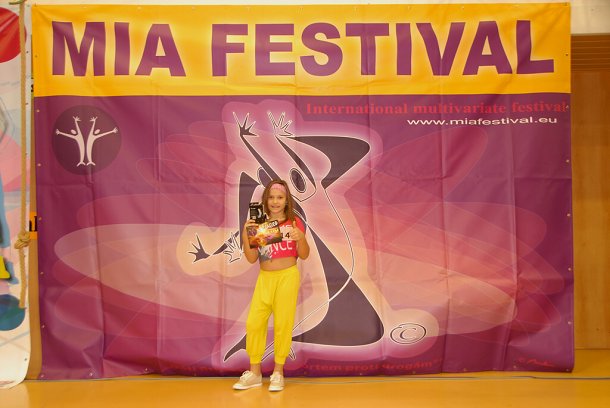 img00073.jpg