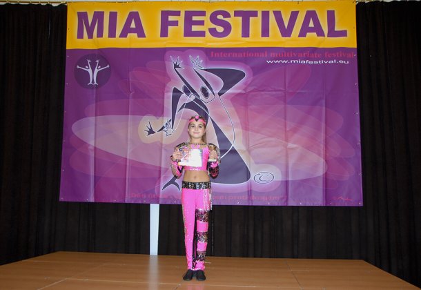 img00006.jpg